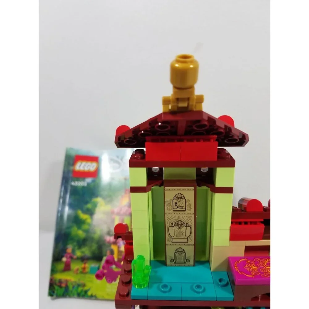Lego The Madrigal House 43202 Disney Encanto With Instructions
